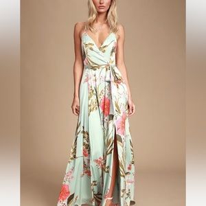 Lulu’s, Still the One Sage Green Floral Print Satin
Maxi Dress, Size L